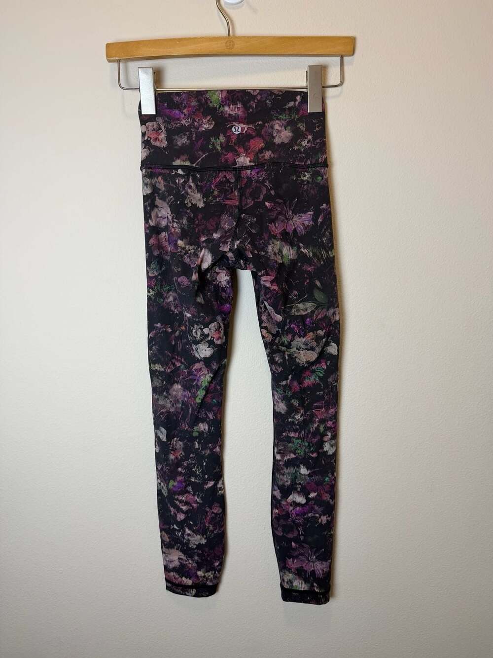 Lululemon Wunder Under High Rise Leggings Floral Print Size 2 - Picture 2 of 4